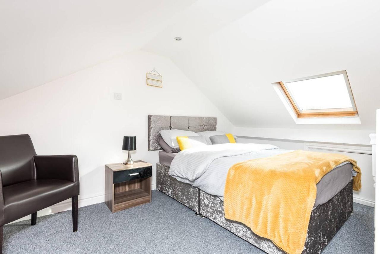 Vila The Queen Vic - Near The Racecourse York Exteriér fotografie